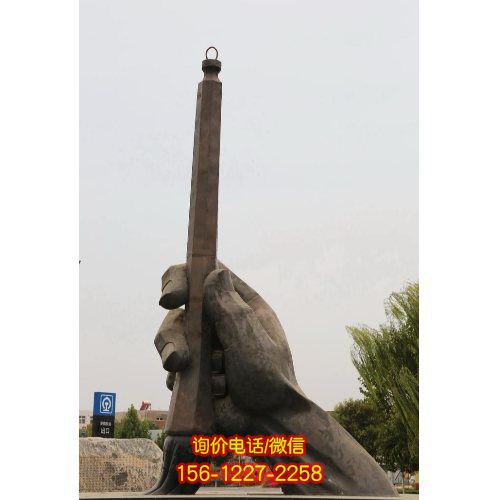 毛笔景观雕塑：精致的艺术精品