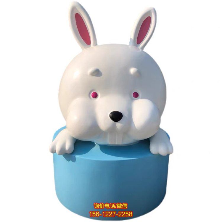 充满童趣的动物生肖玻璃钢公仔雕塑