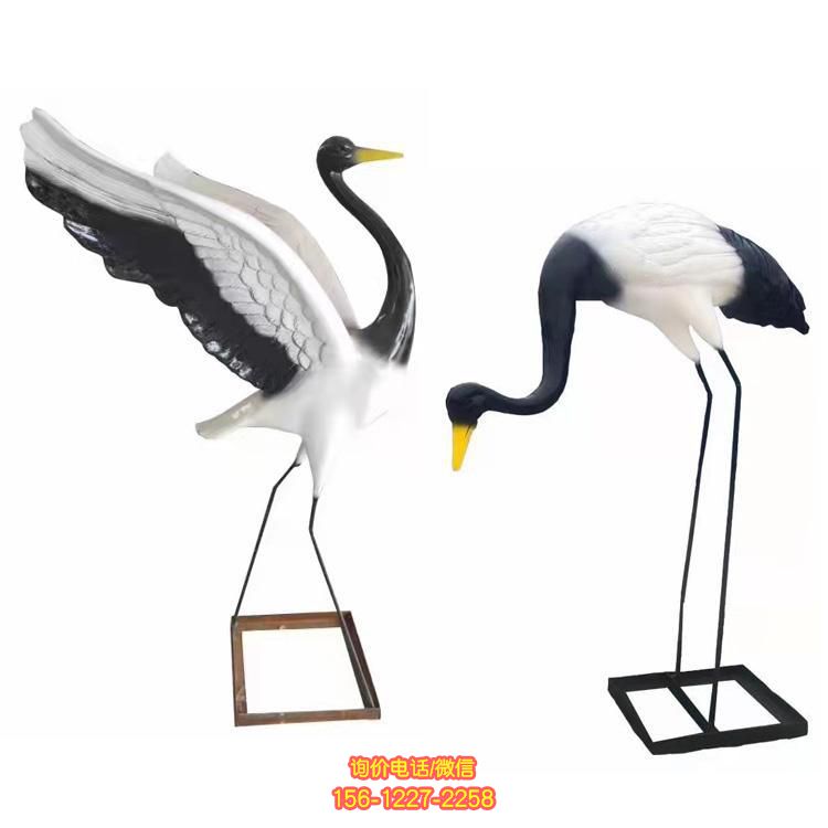 仿真动物仙鹤雕塑，为园林增添灵动之美