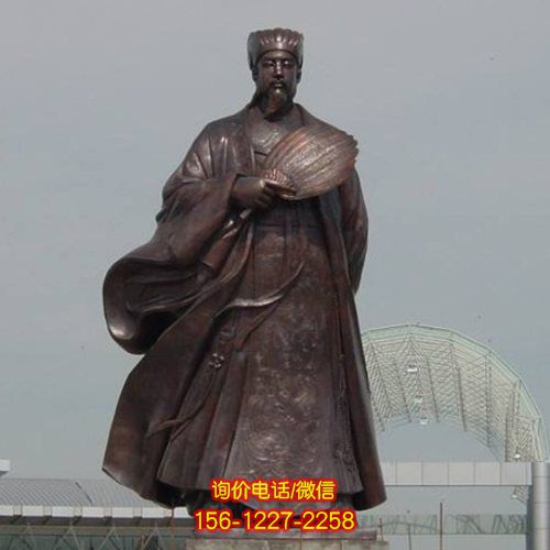 铸铜人物景观雕塑，点缀广场气派