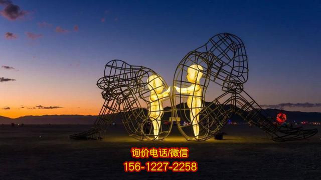 不锈钢雕塑:给公园增添点缀 不锈钢雕塑:给公园增添点缀