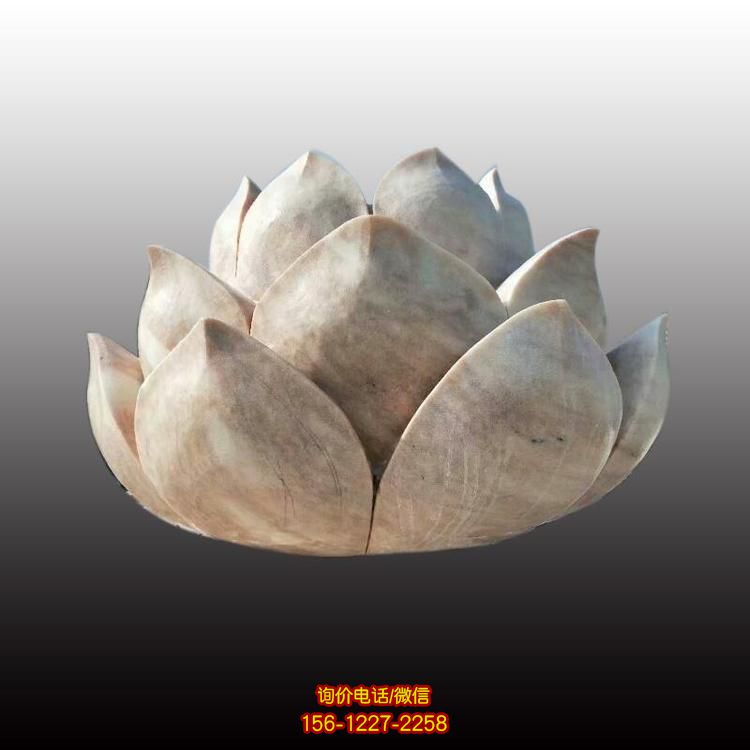 石雕喷泉雕塑，为广场增添灵动之美 