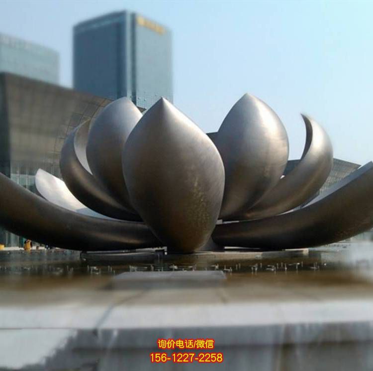 不锈钢喷泉景观雕塑，为广场增添优雅气息