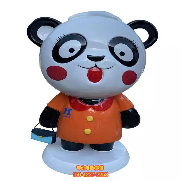 玻璃钢卡通熊猫雕塑，点缀园林美景
