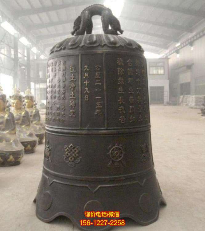 绚丽多彩的浮雕雕塑