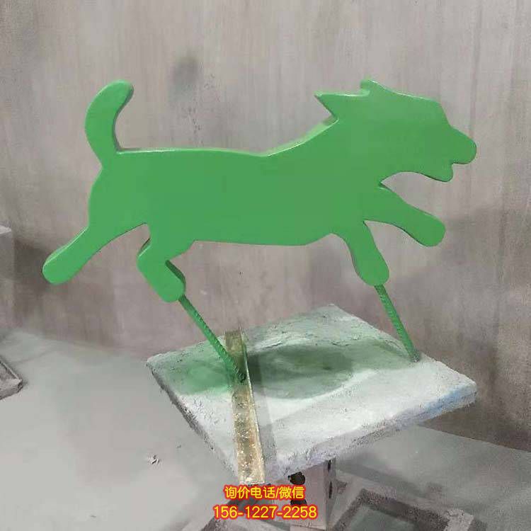 公园空间点缀：不锈钢剪影小狗雕塑