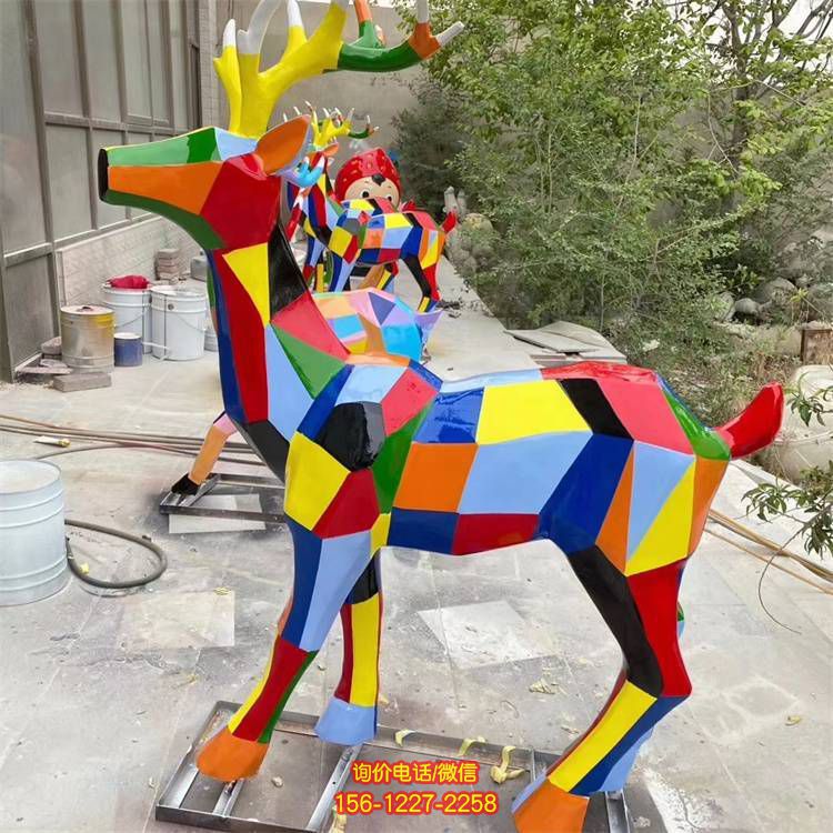 玻璃钢彩绘几何鹿小区售楼部景观小品摆件