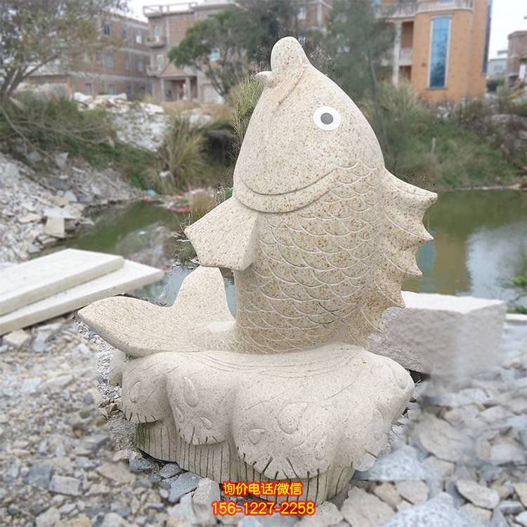 流水景观石雕鲤鱼摆件小区户外水景喷水鱼雕塑