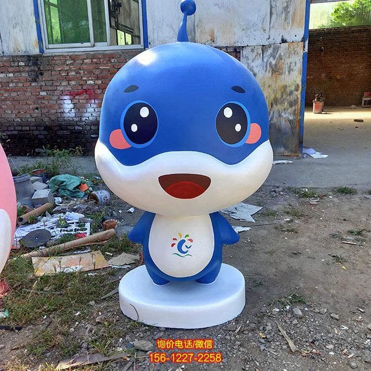 游乐园玻璃钢卡通企鹅公仔雕塑