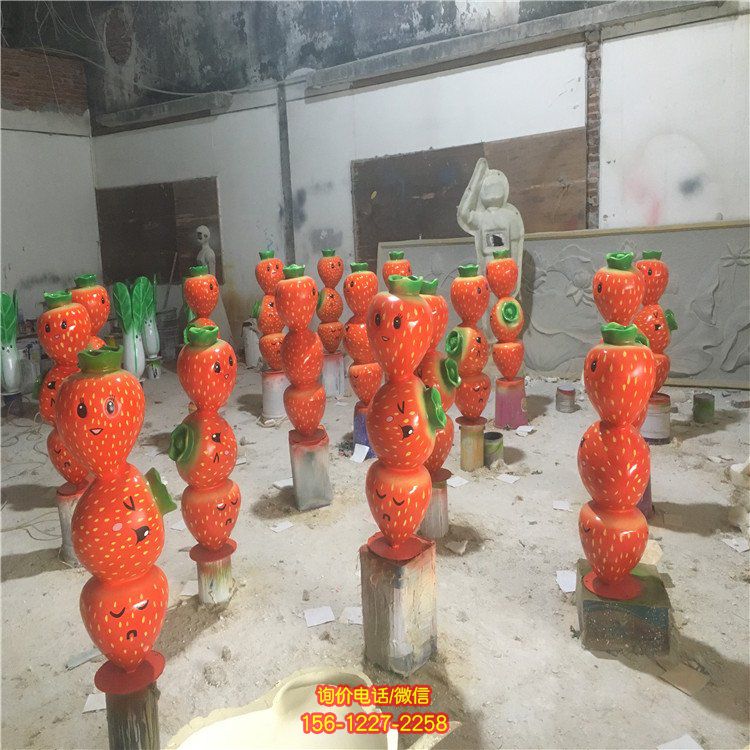 糖葫芦型卡通草莓雕塑
