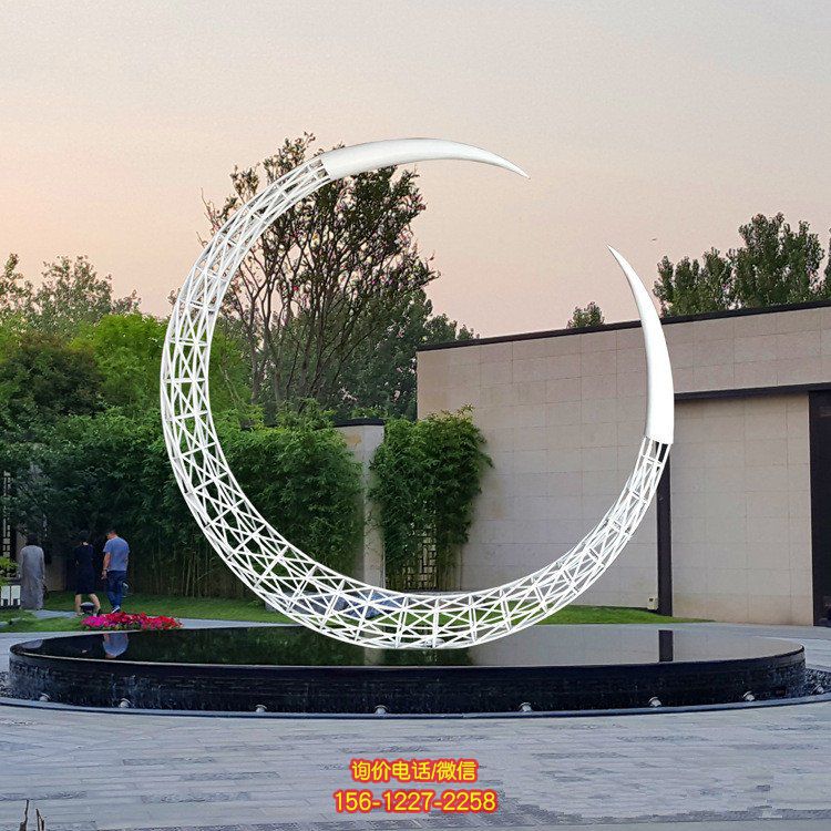 不锈钢管焊接月亮雕塑  地产景观月亮雕塑