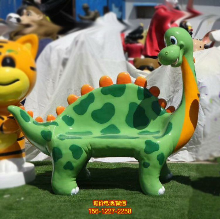 游乐园一只大号恐龙座椅玻璃钢恐龙雕塑 游乐园一只大号恐龙座椅玻璃钢恐龙雕塑