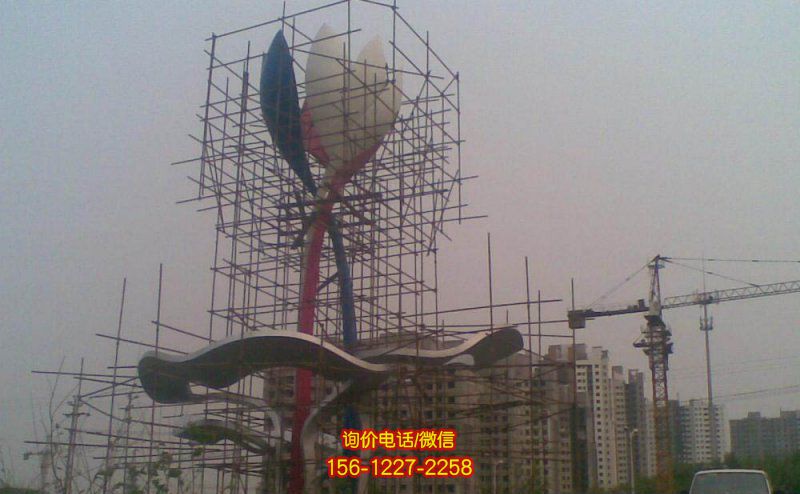 城市不锈钢抽象彩色花朵景观花朵雕塑 城市不锈钢抽象彩色花朵景观花朵雕塑