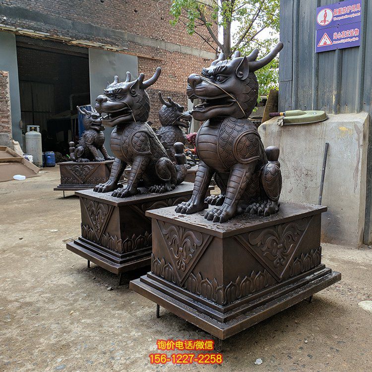 铜麒麟，黄铜铸造麒麟铜雕一对