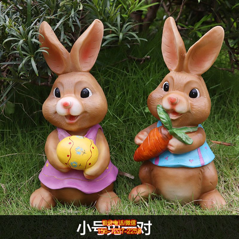 幼儿园两只小号的玻璃钢彩绘兔子雕塑