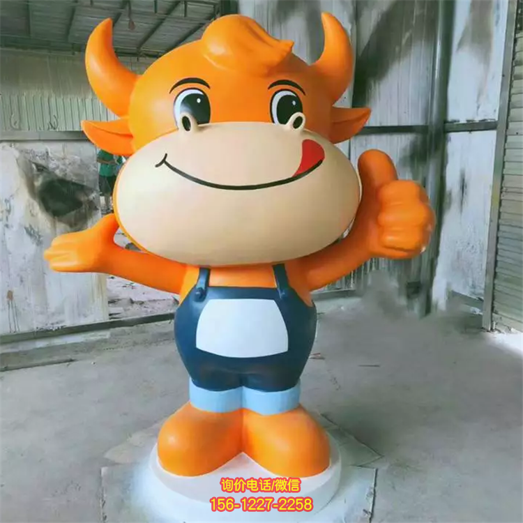 卡通牛玻璃钢公仔小牛雕塑
