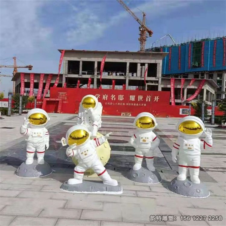 宇航员雕塑02 宇航员雕塑02