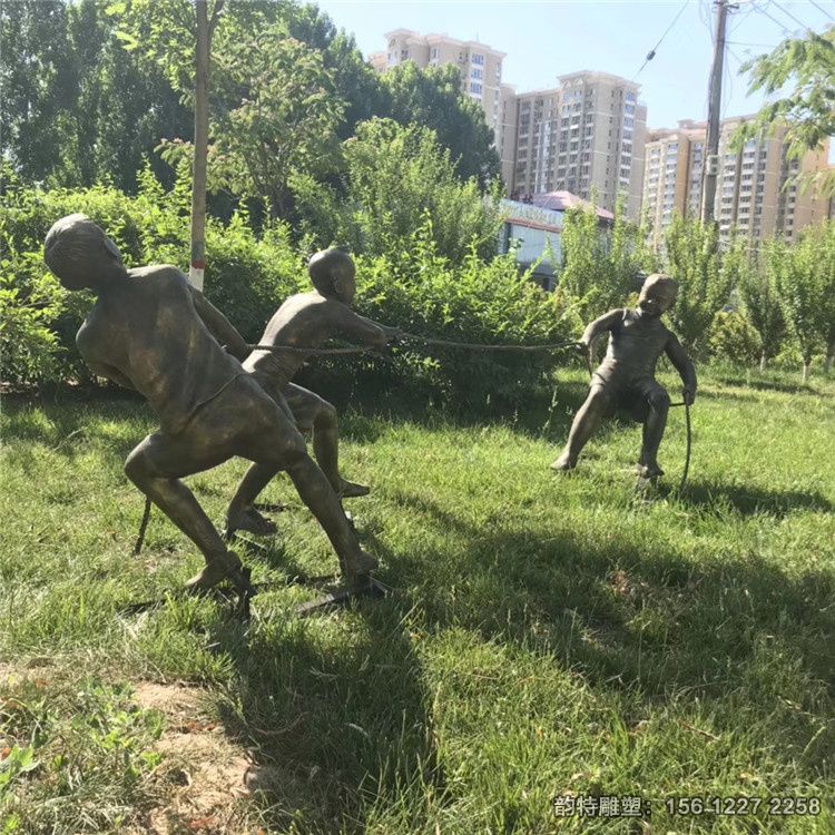 小孩拔河雕塑02 小孩拔河雕塑02