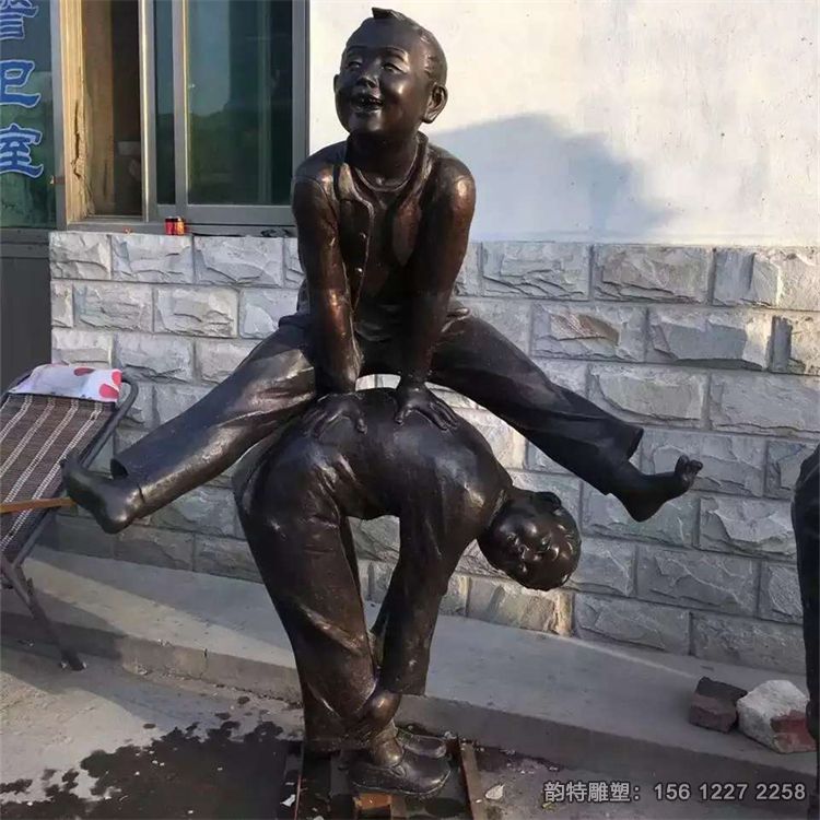跳马雕塑11