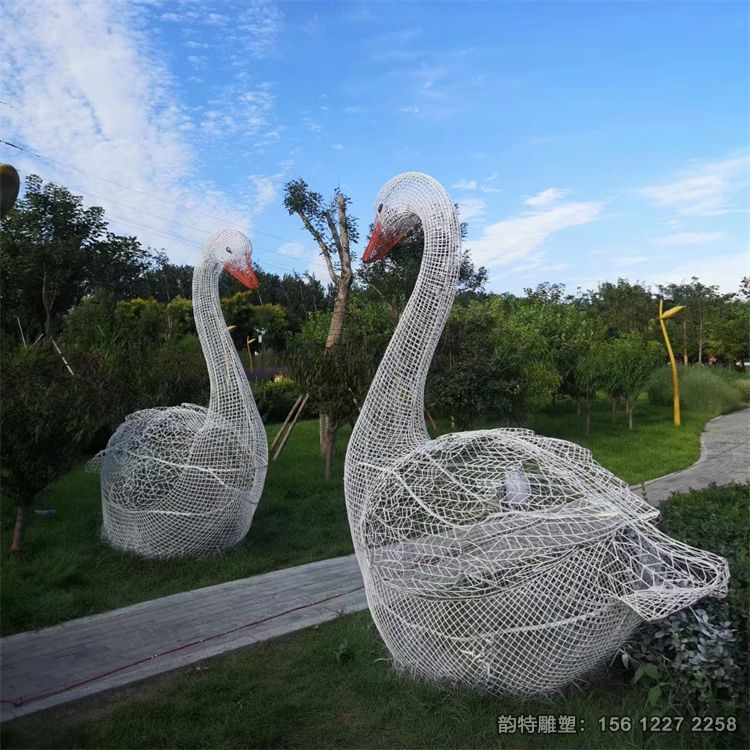 天鹅雕塑50