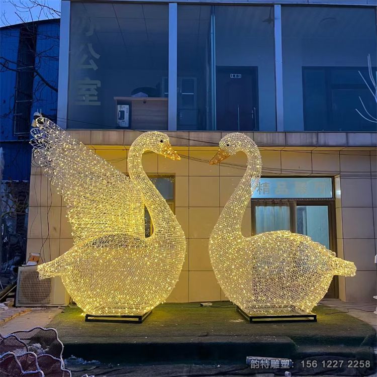 天鹅雕塑52