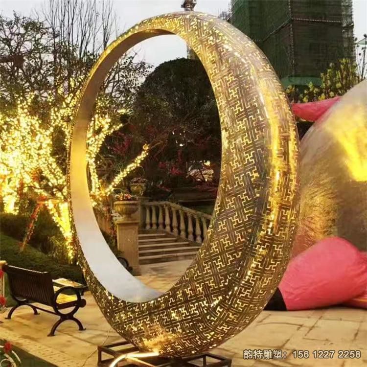 不锈钢月亮圆环雕塑32 不锈钢月亮圆环雕塑32
