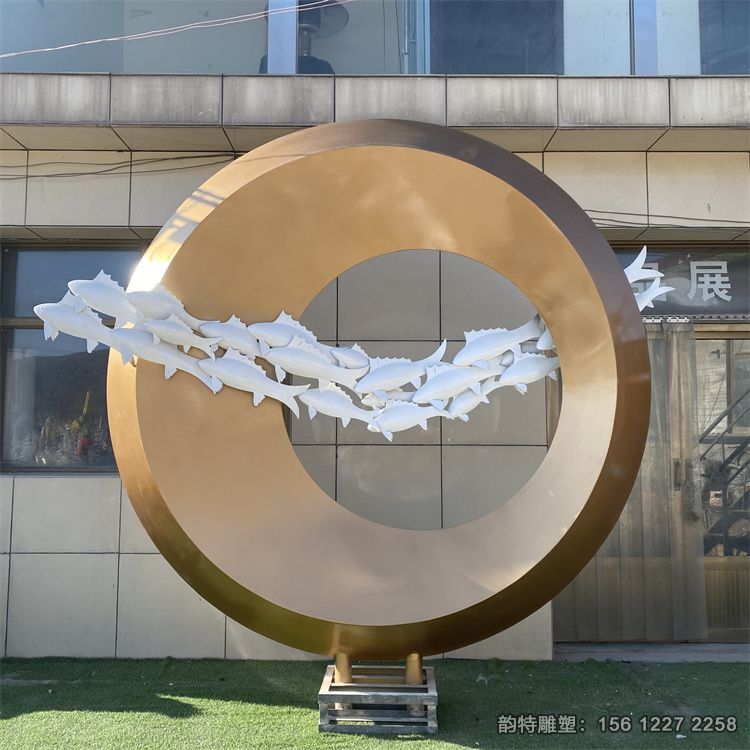 不锈钢鱼雕塑62
