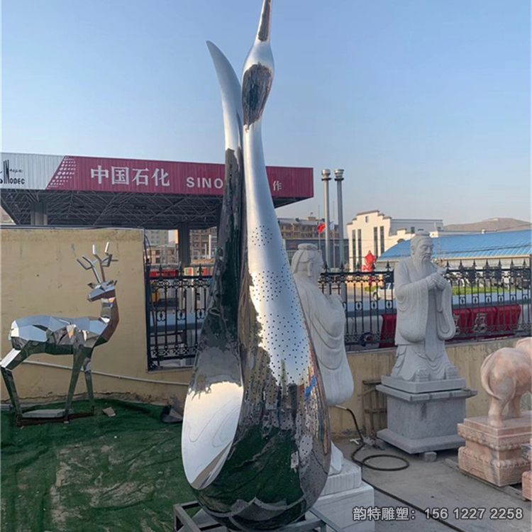 天鹅雕塑08