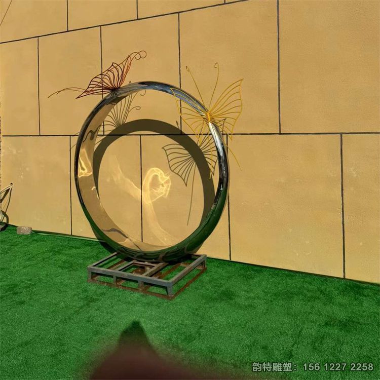 不锈钢月亮圆环雕塑313