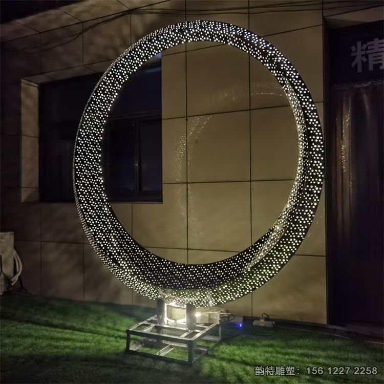 不锈钢月亮圆环雕塑334