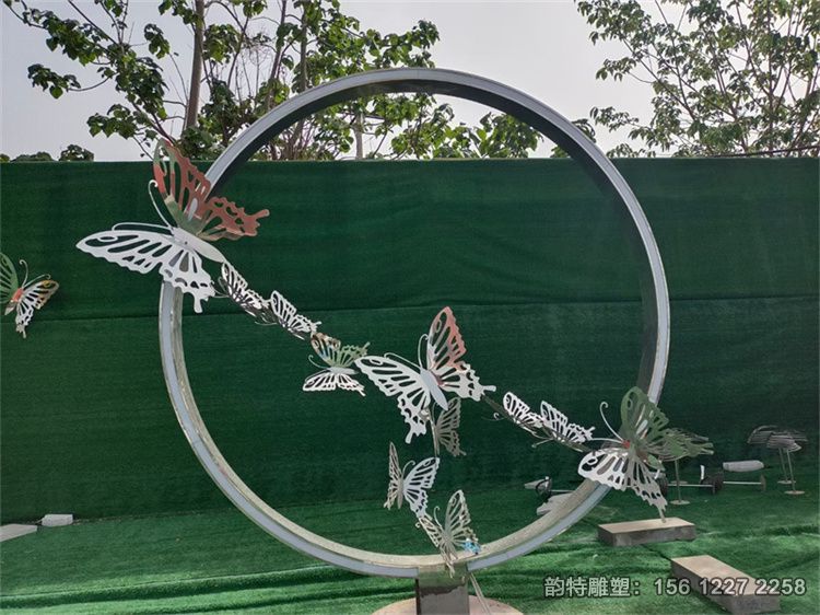 不锈钢月亮圆环雕塑187