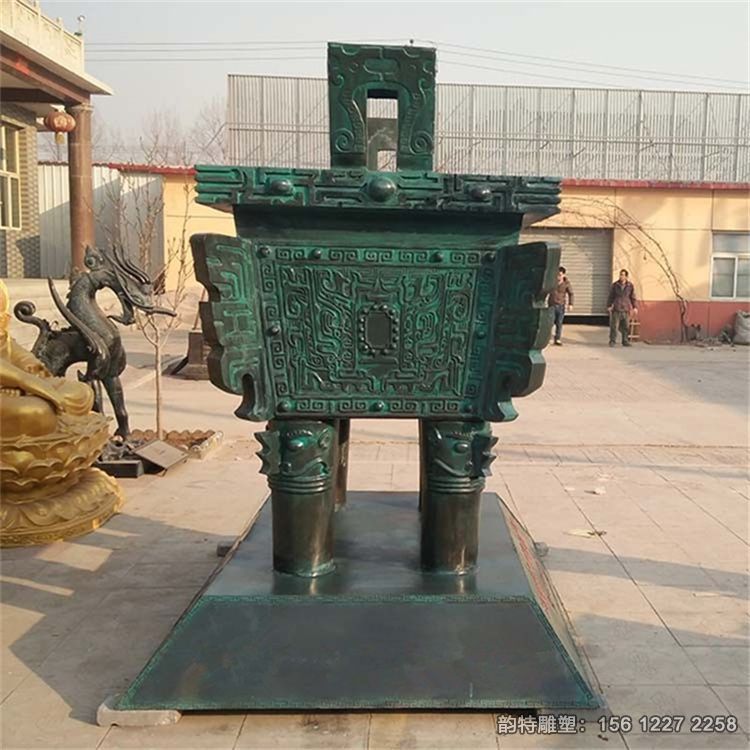 定做青铜鼎雕塑,仿古方鼎雕塑 定做青铜鼎雕塑,仿古方鼎雕塑