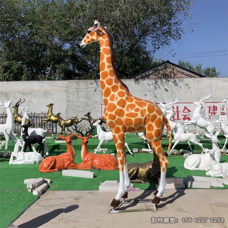 长颈鹿雕塑116