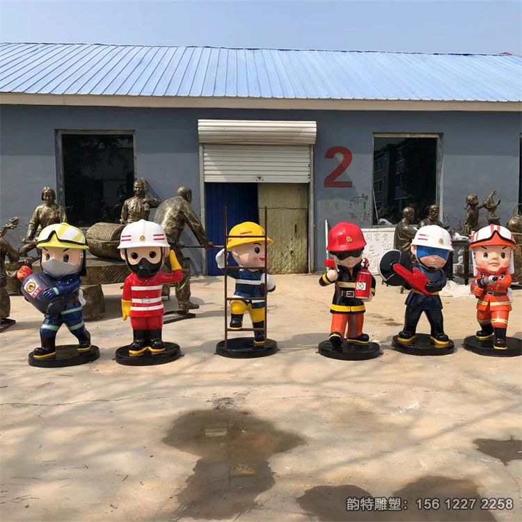 消防员雕塑127