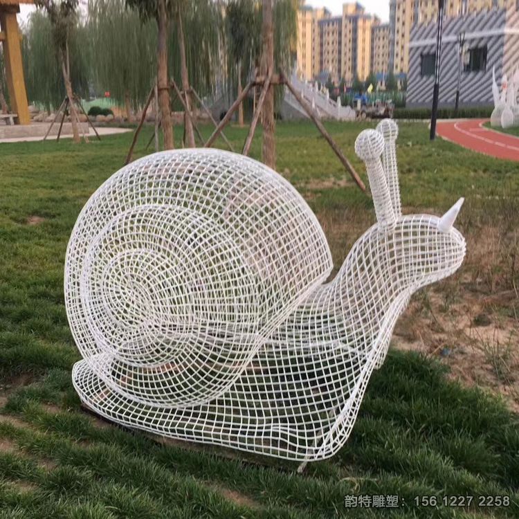 蜗牛雕塑09