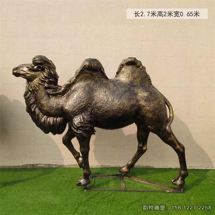 骆驼雕塑18