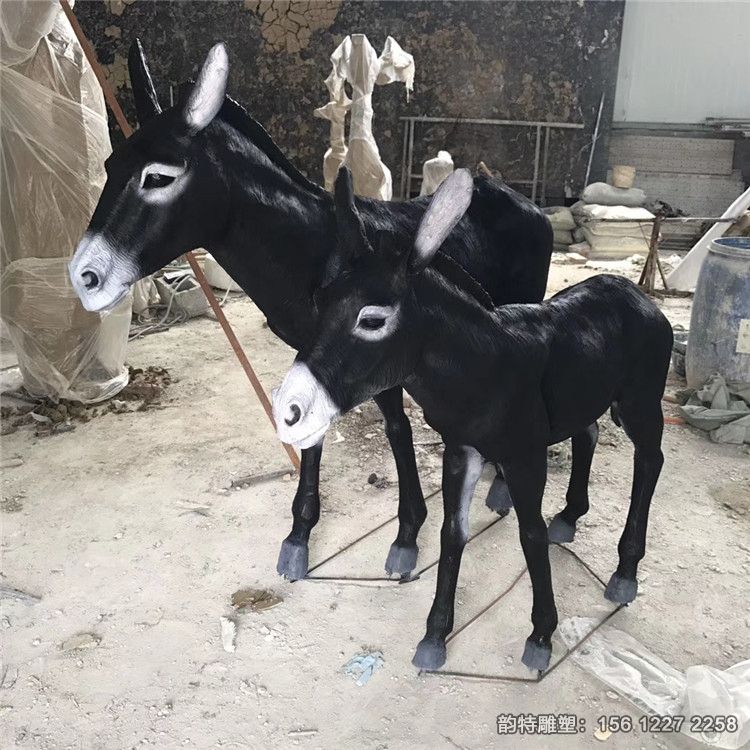 毛驴雕塑17