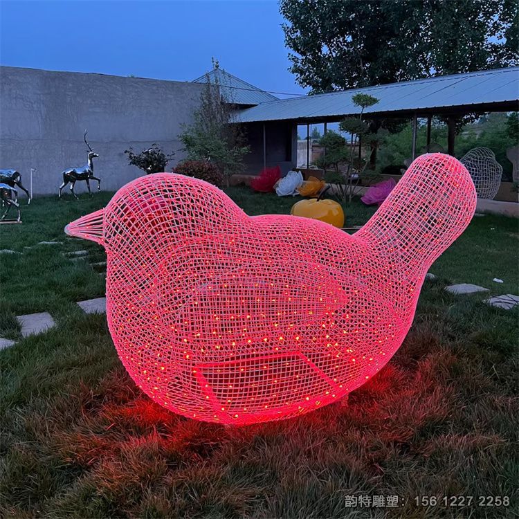 不锈钢发光小鸟雕塑,不锈钢镂空小鸟雕塑 不锈钢发光小鸟雕塑,不锈钢镂空小鸟雕塑
