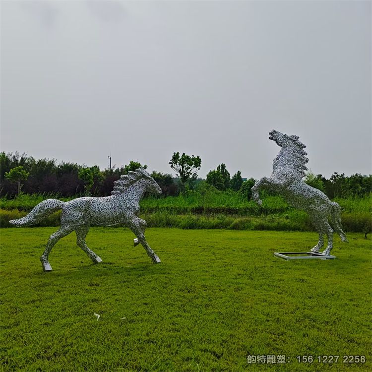 马雕塑88