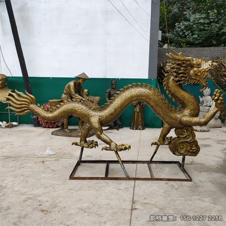 龙雕塑10