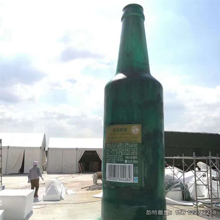 玻璃钢啤酒瓶子雕塑,大型仿真酒瓶雕塑 玻璃钢啤酒瓶子雕塑,大型仿真酒瓶雕塑