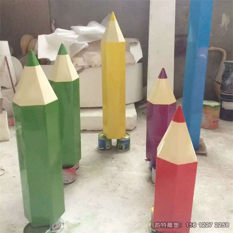 铅笔雕塑03
