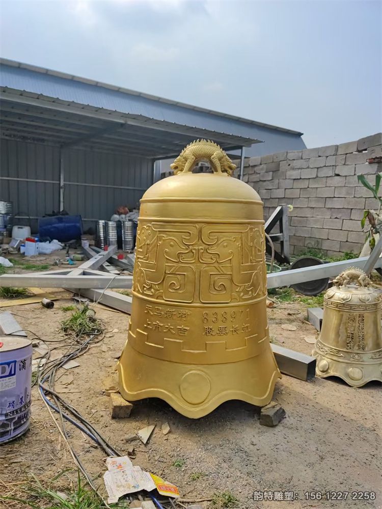 警钟长鸣雕塑图片 广场寺庙大型铜钟雕塑摆件