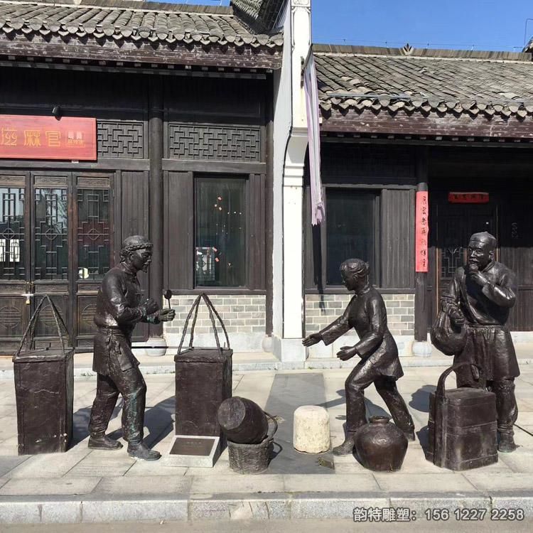 传统民俗人物雕塑图片大全 玻璃钢仿铜人物雕塑价格